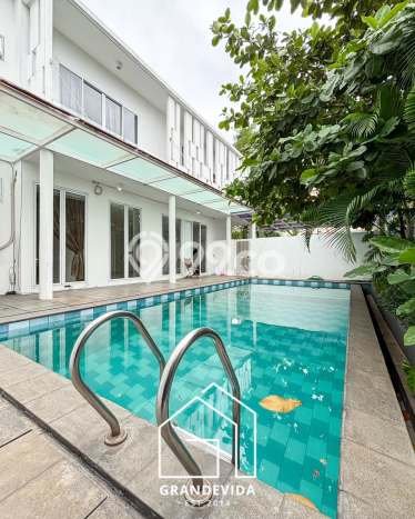 Rumah Mewah LB 400m2 Siap Pakai Desain Elegan di Pejaten, Jakarta Selatan Rumah Mewah LB 400m2 Siap Pakai Desain Elegan di Pejaten, Jakarta Selatan