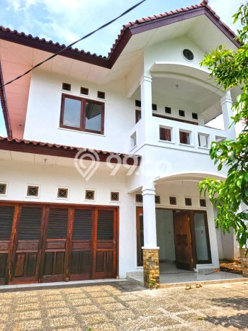 DIJUAL CEPAT! Rumah Lebak Bulus, Jakarta Selatan, LT 449m² Bangunan 420m² DIJUAL CEPAT! Rumah Lebak Bulus, Jakarta Selatan, LT 449m² Bangunan 420m²