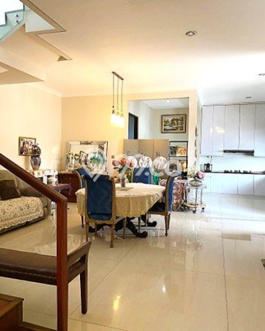 PROMO SPESIAL! Rumah Siap Huni di Pondok Labu, LT 210m² LB 300m² PROMO SPESIAL! Rumah Siap Huni di Pondok Labu, LT 210m² LB 300m²