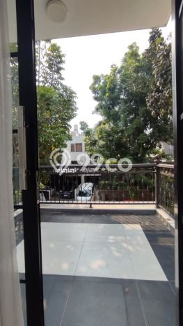 For Sale! Luxury House LT 140m2 Desain Elegan di Cibubur For Sale! Luxury House LT 140m2 Desain Elegan di Cibubur