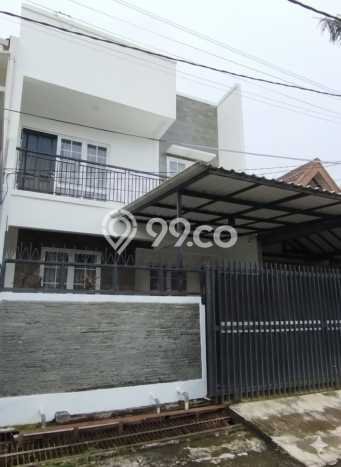 Rumah Minimalis 4 KT di Bintaro Tangerang Selatan Semi Furnished Rumah Minimalis 4 KT di Bintaro Tangerang Selatan Semi Furnished