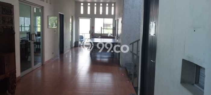 Komersial Dijual di Jakarta Barat LT 852m2 & LB 754m2 Lokasi Terbaik! Komersial Dijual di Jakarta Barat LT 852m2 & LB 754m2 Lokasi Terbaik!