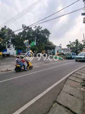 Unit Komersial Dijual di Jakarta Selatan LT 300m2 & LB 100m2 Unit Komersial Dijual di Jakarta Selatan LT 300m2 & LB 100m2