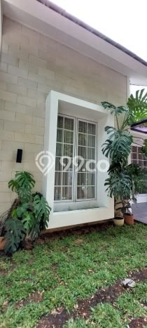 Rumah Luas Asri 3 KT Siap Pakai di BSD Nusaloka Tangerang Rumah Luas Asri 3 KT Siap Pakai di BSD Nusaloka Tangerang