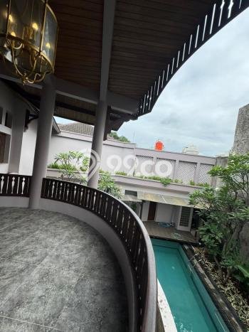 Rumah Elit Modern Siap Huni di Pondok Indah Jakarta Selatan Rumah Elit Modern Siap Huni di Pondok Indah Jakarta Selatan