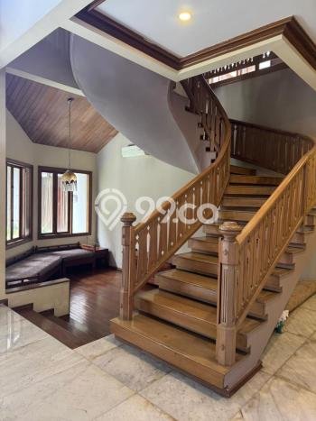 Rumah Elit Modern Siap Huni di Pondok Indah Jakarta Selatan Rumah Elit Modern Siap Huni di Pondok Indah Jakarta Selatan