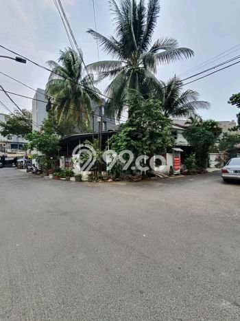 Rumah Eksklusif Dijual LT 235m2 di Kebayoran Baru, Jakarta Selatan Rumah Eksklusif Dijual LT 235m2 di Kebayoran Baru, Jakarta Selatan