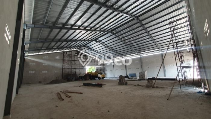 Gudang Ready di Narogong, Luas 900m², Area Bisnis, Jalan Mudah Gudang Ready di Narogong, Luas 900m², Area Bisnis, Jalan Mudah