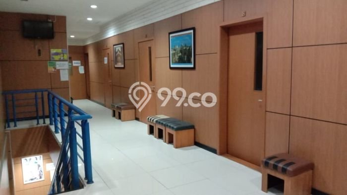 Komersial Bagus LT 302m2 LB 141m2 Dijual di Cinere Depok Komersial Bagus LT 302m2 LB 141m2 Dijual di Cinere Depok