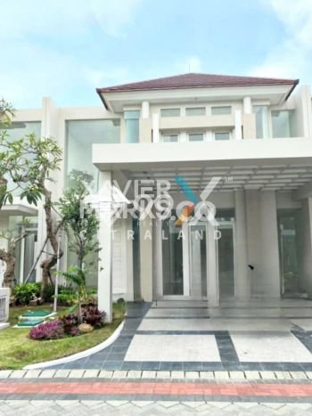 Rumah Eksklusif Dijual LT 144m2 di Tandes, Surabaya Rumah Eksklusif Dijual LT 144m2 di Tandes, Surabaya