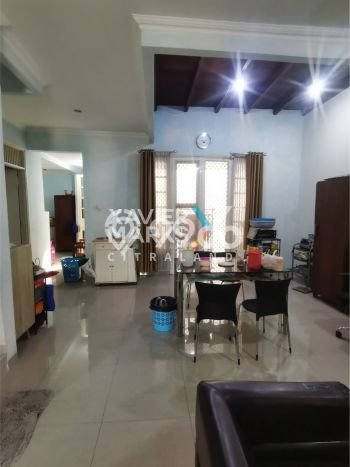 Disewakan Rumah Harga Terjangkau di Citraland Surabaya dengan 3 KT Disewakan Rumah Harga Terjangkau di Citraland Surabaya dengan 3 KT