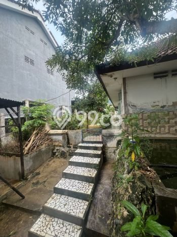 For Sale Rumah Mewah Exclusive di Banyumanik, Semarang For Sale Rumah Mewah Exclusive di Banyumanik, Semarang