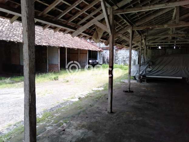 Jual Tanah Kawasan Semarang Tengah, Luas 12000m2m², Dekat Fasilitas Umum Jual Tanah Kawasan Semarang Tengah, Luas 12000m2m², Dekat Fasilitas Umum