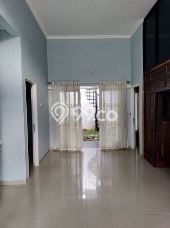 Rumah Strategis Minimalis Lb 85m2 di Banyumanik, Semarang Rumah Strategis Minimalis Lb 85m2 di Banyumanik, Semarang