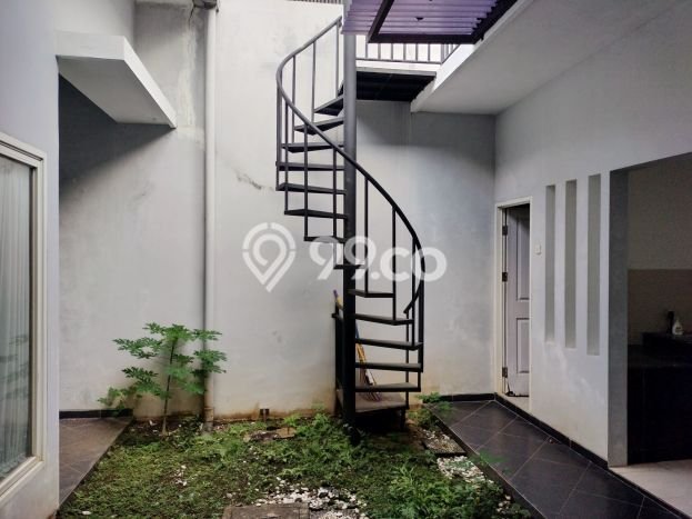 Rumah Strategis Minimalis Lb 85m2 di Banyumanik, Semarang Rumah Strategis Minimalis Lb 85m2 di Banyumanik, Semarang