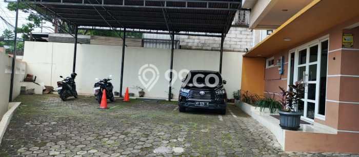 Dijual Kost Strategis di Tembalang, Semarang 23 KT, 23 KM, Luas Bangunan 670m2 Dijual Kost Strategis di Tembalang, Semarang 23 KT, 23 KM, Luas Bangunan 670m2