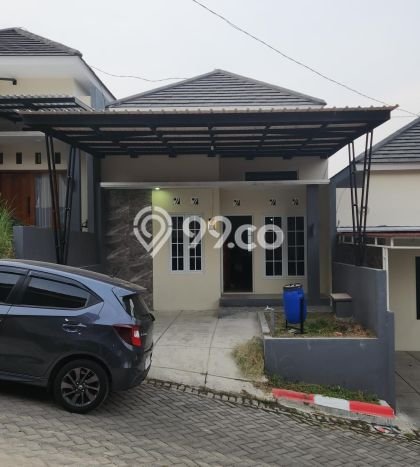 For Sale Rumah 2 Kamar Lokasi Ideal Nyaman dan Strategis di Banyumanik For Sale Rumah 2 Kamar Lokasi Ideal Nyaman dan Strategis di Banyumanik