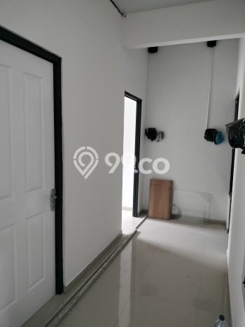 Dijual Kost Strategis di Tembalang, Semarang 10 KT, 10 KM, Luas Bangunan 130m2 Dijual Kost Strategis di Tembalang, Semarang 10 KT, 10 KM, Luas Bangunan 130m2