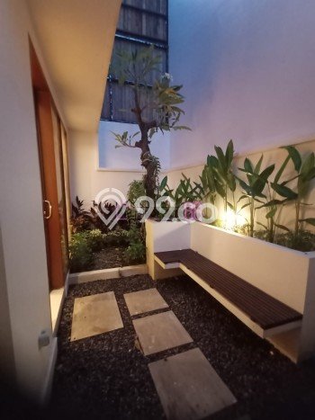 Disewakan! Rumah 4 Kamar Tidur &
3 Kamar Mandi di Renon, Denpasar Disewakan! Rumah 4 Kamar Tidur &
3 Kamar Mandi di Renon, Denpasar