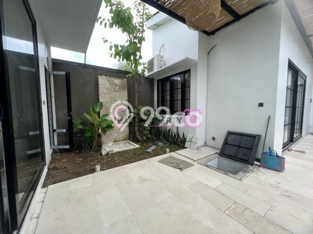 Hunian Mewah LB 150m2 Siap Huni Desain Elegan di Munggu, Badung Hunian Mewah LB 150m2 Siap Huni Desain Elegan di Munggu, Badung
