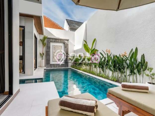 For Sale! Premium House LT 150m2 Desain Modern di Kerobokan For Sale! Premium House LT 150m2 Desain Modern di Kerobokan