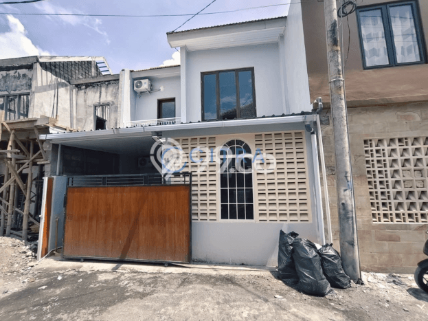 Disewakan! Rumah 3 Kamar Tidur &
2 Kamar Mandi di Renon, Denpasar Disewakan! Rumah 3 Kamar Tidur &
2 Kamar Mandi di Renon, Denpasar