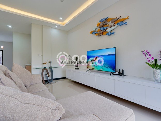 Ready to Use! Luxury House LT 170m2 Desain Elegan di Kerobokan Kaja Ready to Use! Luxury House LT 170m2 Desain Elegan di Kerobokan Kaja