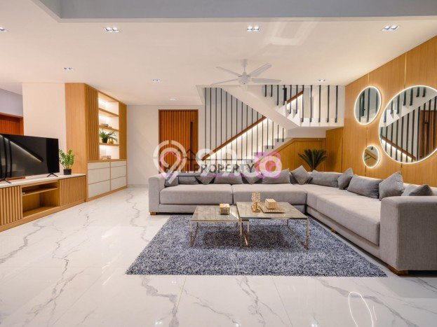 Hunian Elit LB 292m2 Siap Pakai Desain Elegan di Jimbaran, Badung Hunian Elit LB 292m2 Siap Pakai Desain Elegan di Jimbaran, Badung