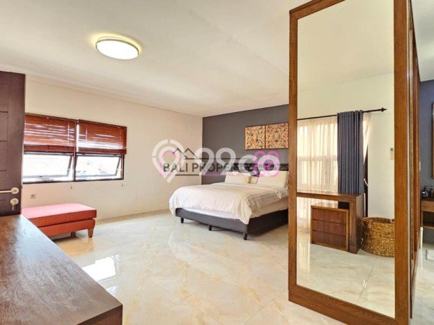 Rumah Luxury Modern Tanpa Renovasi di Kerobokan Badung Rumah Luxury Modern Tanpa Renovasi di Kerobokan Badung