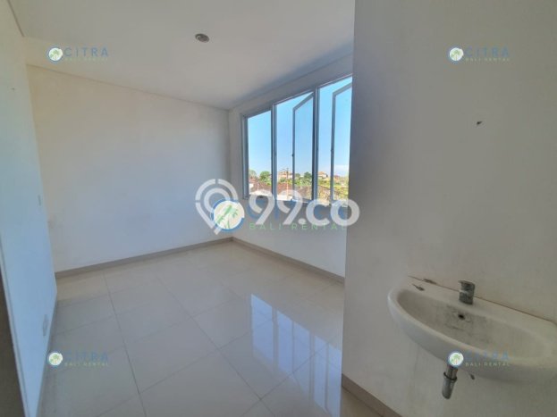 Disewakan! Rumah 3 Kamar Tidur &
3 Kamar Mandi di Sesetan, Denpasar Disewakan! Rumah 3 Kamar Tidur &
3 Kamar Mandi di Sesetan, Denpasar