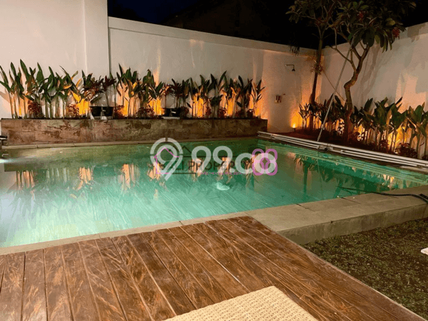 Ready to Use! Premium House LT 125m2 Desain Elegan di Kerobokan Kaja Ready to Use! Premium House LT 125m2 Desain Elegan di Kerobokan Kaja