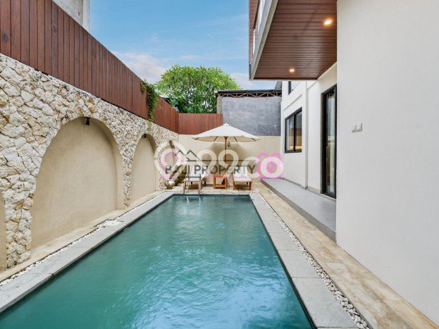Jual Rumah Mewah Elegan Dengan View Eksklusif di Kerobokan, Badung Jual Rumah Mewah Elegan Dengan View Eksklusif di Kerobokan, Badung
