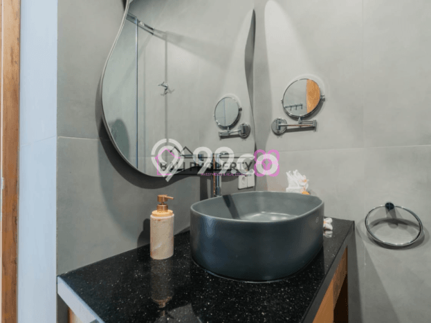 For Sale! Luxury House LT 200m2 Desain Modern di Umalas For Sale! Luxury House LT 200m2 Desain Modern di Umalas