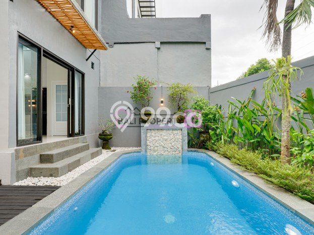 Ready to Use! Luxury House LT 170m2 Desain Elegan di Kerobokan Kaja Ready to Use! Luxury House LT 170m2 Desain Elegan di Kerobokan Kaja