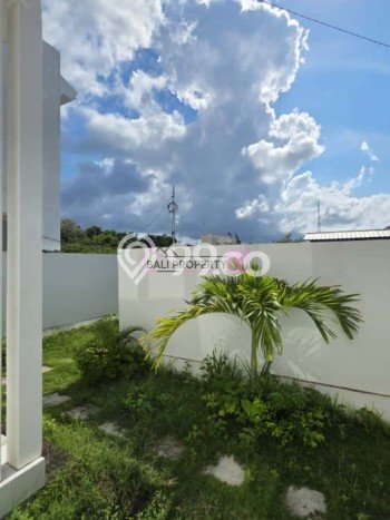 Rumah Minimalis 3 KT LT 200m2 di Nusa Dua Rumah Minimalis 3 KT LT 200m2 di Nusa Dua