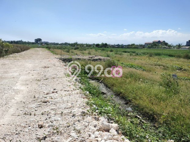 Tanah Strategis Dijual di Denpasar Barat Denpasar 338m2 Tanah Strategis Dijual di Denpasar Barat Denpasar 338m2