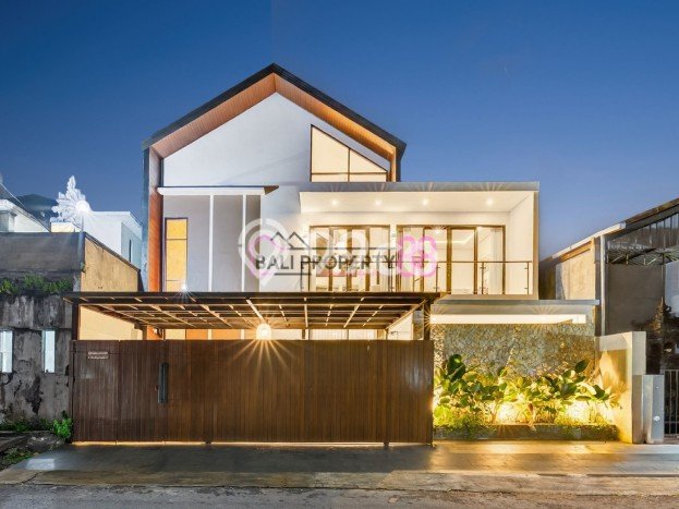 Jual Rumah Mewah Elegan Dengan View Eksklusif di Kerobokan, Badung Jual Rumah Mewah Elegan Dengan View Eksklusif di Kerobokan, Badung