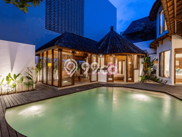 Rumah Mewah LB 170m2 Siap Pakai Desain Elegan di Tibubeneng, Badung Rumah Mewah LB 170m2 Siap Pakai Desain Elegan di Tibubeneng, Badung