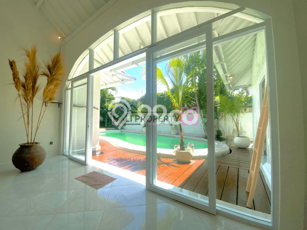 Hunian Elit LB 160m2 Siap Pakai Desain Elegan di Tibubeneng, Badung Hunian Elit LB 160m2 Siap Pakai Desain Elegan di Tibubeneng, Badung