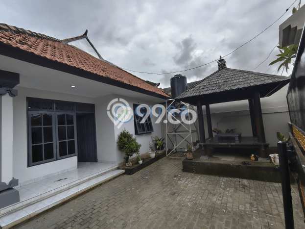 Disewakan! Rumah 4 Kamar Tidur &
3 Kamar Mandi di Panjer, Denpasar Disewakan! Rumah 4 Kamar Tidur &
3 Kamar Mandi di Panjer, Denpasar