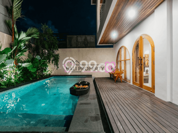 For Sale! Luxury House LT 200m2 Desain Modern di Umalas For Sale! Luxury House LT 200m2 Desain Modern di Umalas