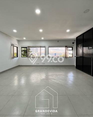 Komersial Dijual di Kebayoran Baru Jakarta Selatan dengan LB 1800m2 Komersial Dijual di Kebayoran Baru Jakarta Selatan dengan LB 1800m2