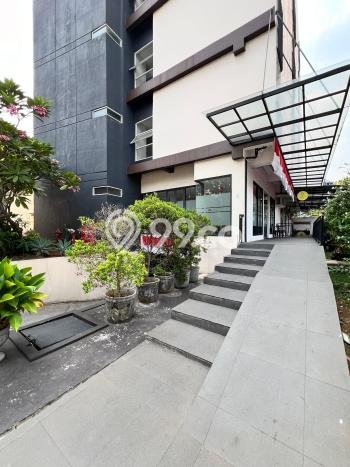 Jual Hotel Premium di Matraman, Luas 1991m2m², Jalan Utama, Area Bisnis Jual Hotel Premium di Matraman, Luas 1991m2m², Jalan Utama, Area Bisnis