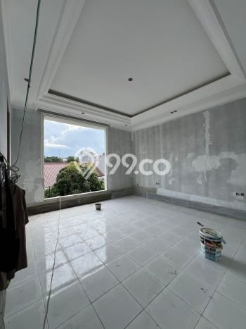 Rumah Mewah LB 850m2 Siap Huni Desain Elegan di Panglima Polim, Jakarta Selatan Rumah Mewah LB 850m2 Siap Huni Desain Elegan di Panglima Polim, Jakarta Selatan