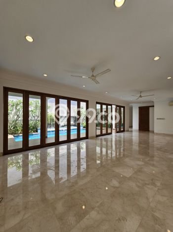 Jual Rumah Luas Elegan Dengan View Eksklusif di Cipete, Jakarta Selatan Jual Rumah Luas Elegan Dengan View Eksklusif di Cipete, Jakarta Selatan