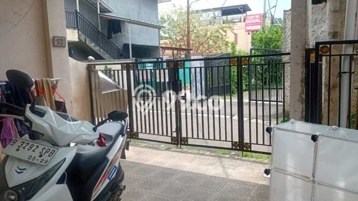 Jual Rumah Modern 3 KT di Lebak Bulus, Jakarta Selatan Jual Rumah Modern 3 KT di Lebak Bulus, Jakarta Selatan