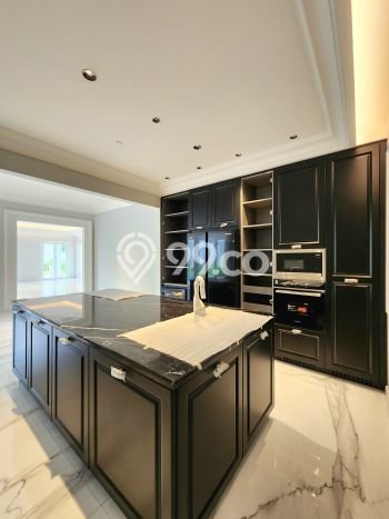 Hunian Mewah Siap Huni LT 983m2 di Kebayoran Baru, Jakarta Selatan Hunian Mewah Siap Huni LT 983m2 di Kebayoran Baru, Jakarta Selatan