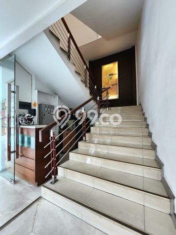 Unit Kantor Dijual di Kebayoran Baru Jakarta Selatan Luas Bangunan 1500m2 Unit Kantor Dijual di Kebayoran Baru Jakarta Selatan Luas Bangunan 1500m2