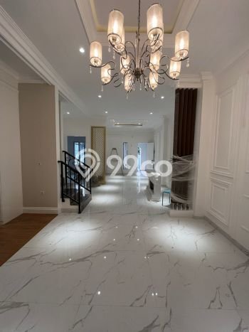 Dijual Rumah Mewah Elegan Dengan View Eksklusif di Joglo, Jakarta Barat Dijual Rumah Mewah Elegan Dengan View Eksklusif di Joglo, Jakarta Barat