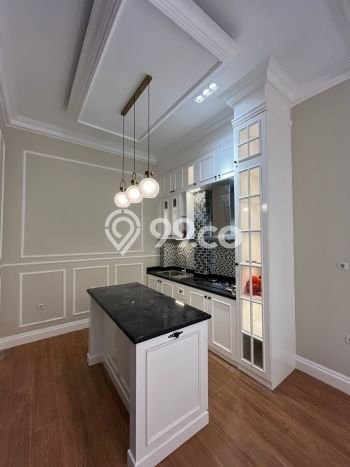 Dijual Rumah Mewah Elegan Dengan View Eksklusif di Joglo, Jakarta Barat Dijual Rumah Mewah Elegan Dengan View Eksklusif di Joglo, Jakarta Barat